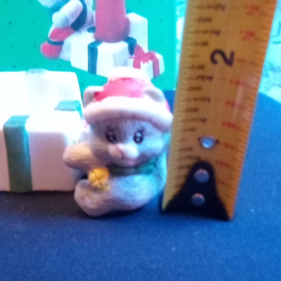 Vintage Holiday Cats Candle Climber Porcelain Candle Holder by Giftco - Picture 5 of 6